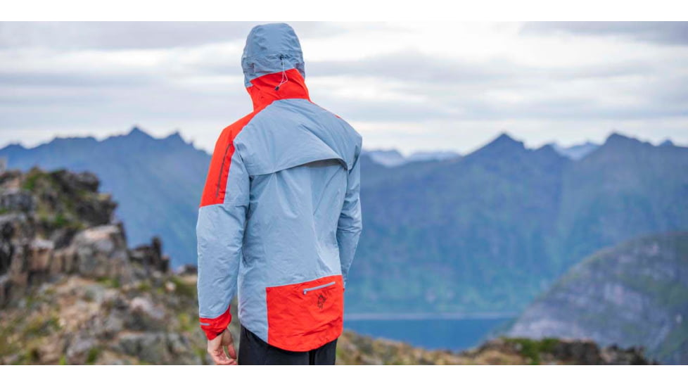 Norrona Senja Gore-Tex Active Jacket - Mens, Arednalin Red/Blue Fog, Large, 5803-23 5652 L