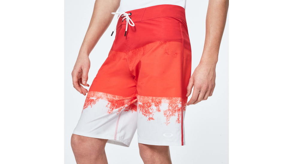 Oakley Color Block Shade Boardshort 21 - Mens, High Risk Red, 28, FOA400110-43A-28