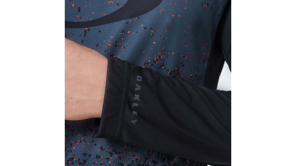 Oakley MTB Long Sleeve Tech Tee - Mens, Grey Pixel Print, Small, FOA400847-99G-S