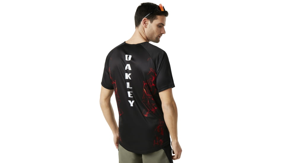 Oakley Mtb Short Sleeve Tech Tee - Mens, FLAMES, L, 457608-9A3-L