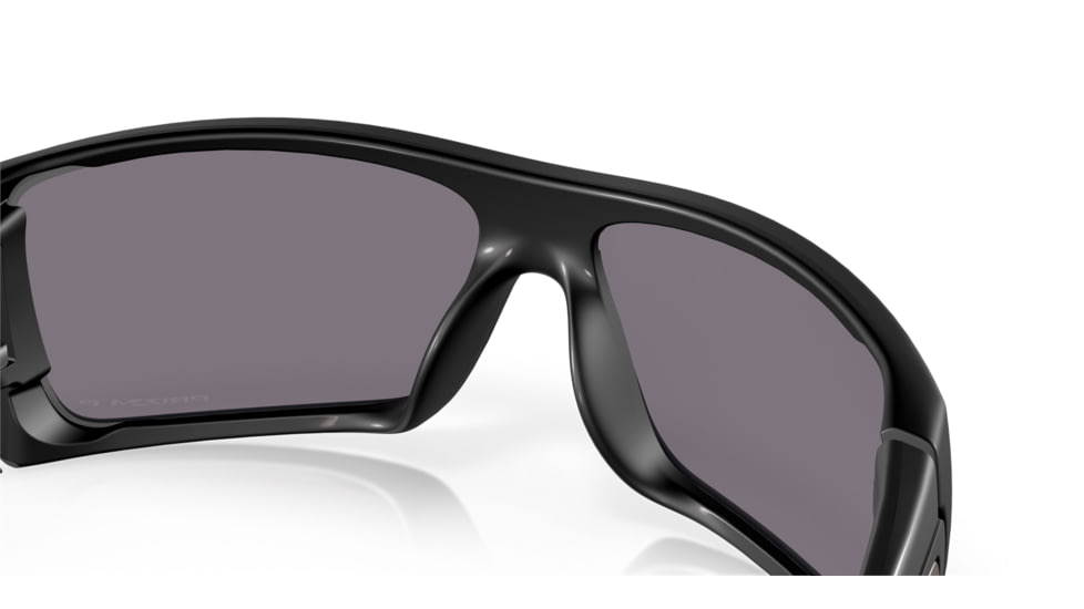 Oakley OO9101 Batwolf Sunglasses, Matte Black Frame, Prizm Grey Polarized Lens, 27, OO9101-910168-27