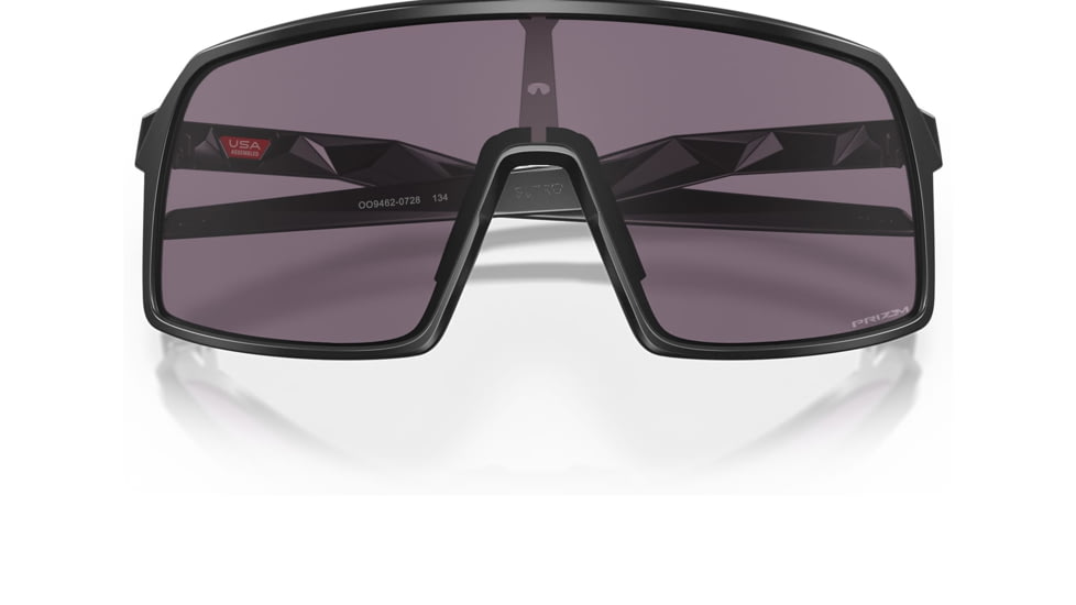 Oakley OO9462 Sutro S Sunglasses, Matte Black Frame, Prizm Grey Lens, 28, OO9462-946207-28