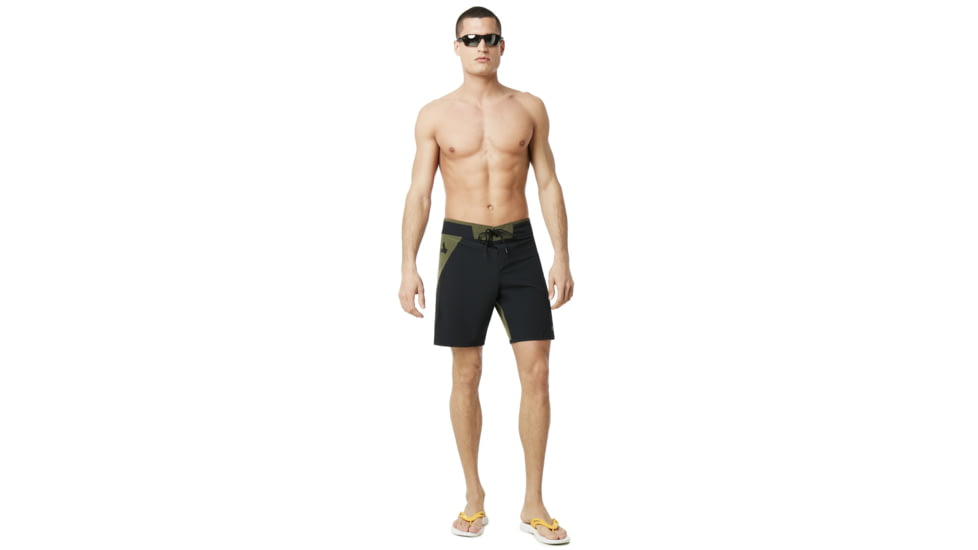 Oakley SI Floater Angle Block 18 Inches Short - Mens, Blackout, 36, 482455-02E-36