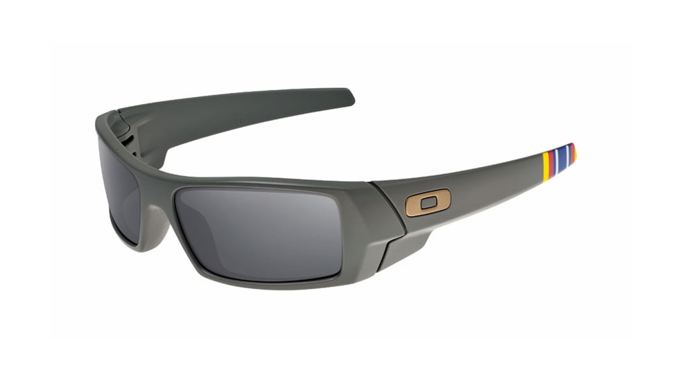 Oakley SI Gascan Sunglasses,Matte Black Frame,Rectangle Black Iridium Lens OO9014-01