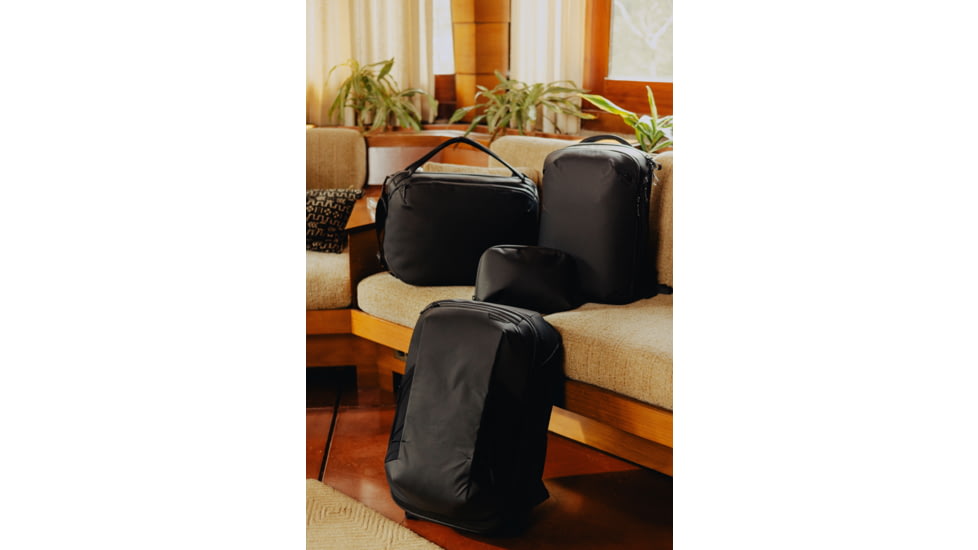 Peak Design 20L Travel Backpack, Black, Large, BTR-20-BK-2