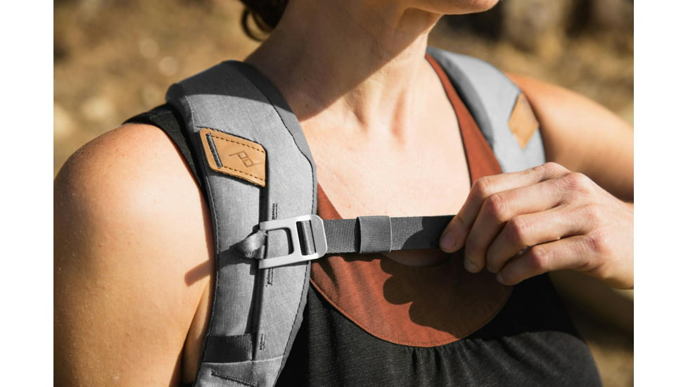 Peak Design Everyday Zip V2 Backpack, 15 Liters, Ash, BEDBZ-15-AS-3