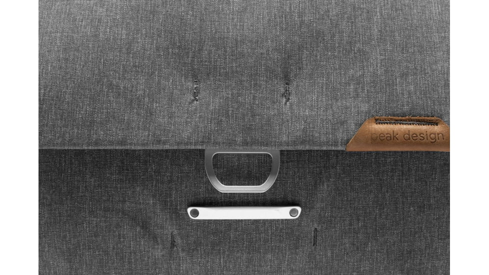 Peak Design V2 Everyday Messenger, 13 Liters, Ash, BEDM-13-AS-3