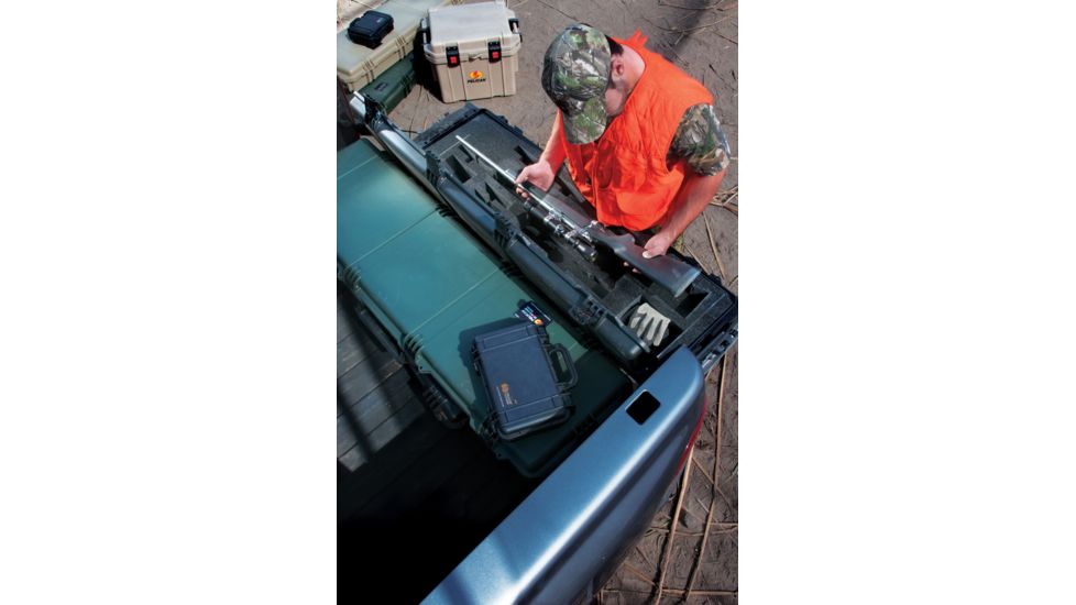 Pelican Protector Case, Black, 10.5 x 6 x 3.2in - 1170-100-110