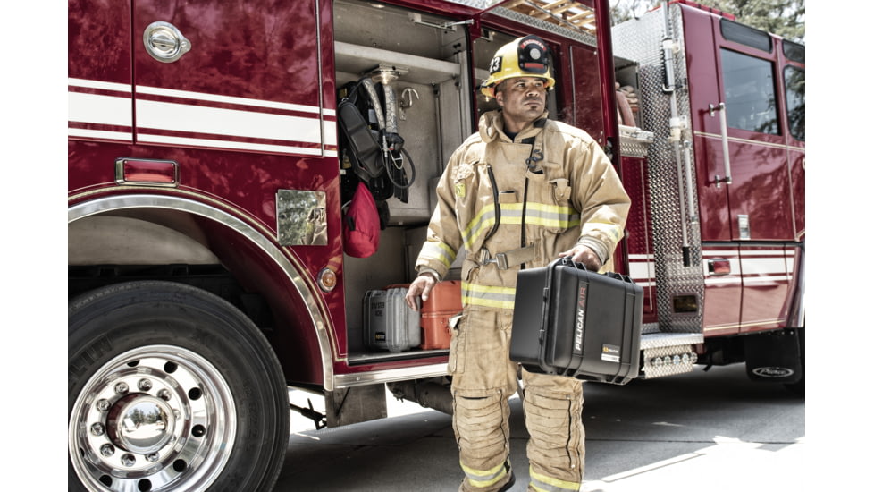 Pelican 1400 Small 13x11x6in Protector Waterproof Carry Case, Black w/ Foam