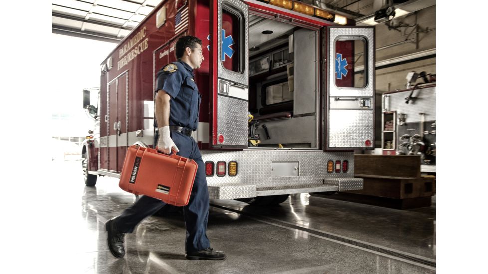 Pelican 1485 Air Protector Case, no Foam, Orange, 014850-0010-150