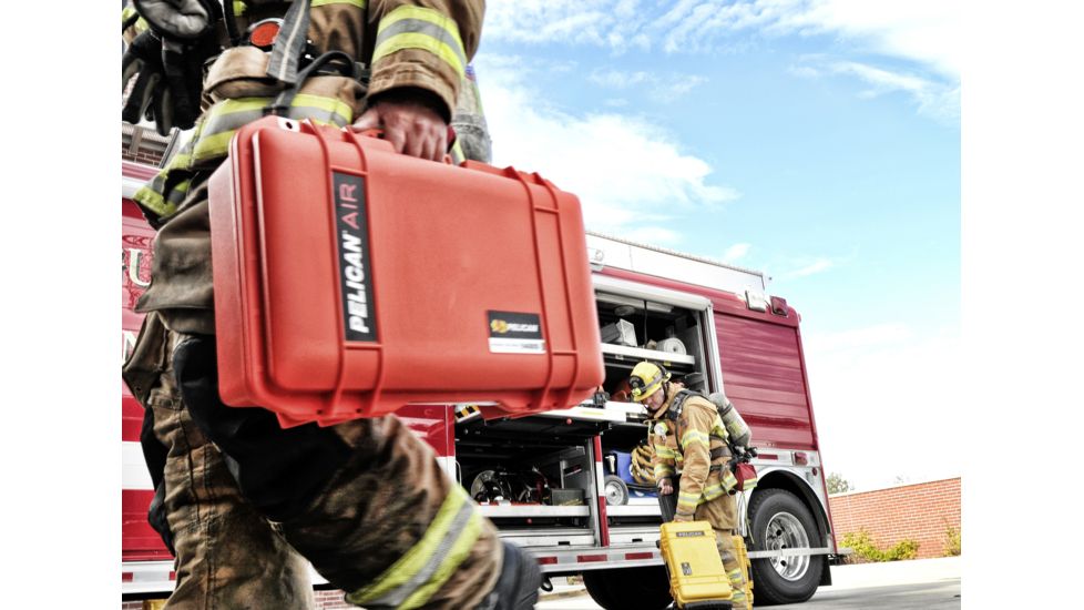 Pelican 1485 Air Protector Case, no Foam, Orange, 014850-0010-150