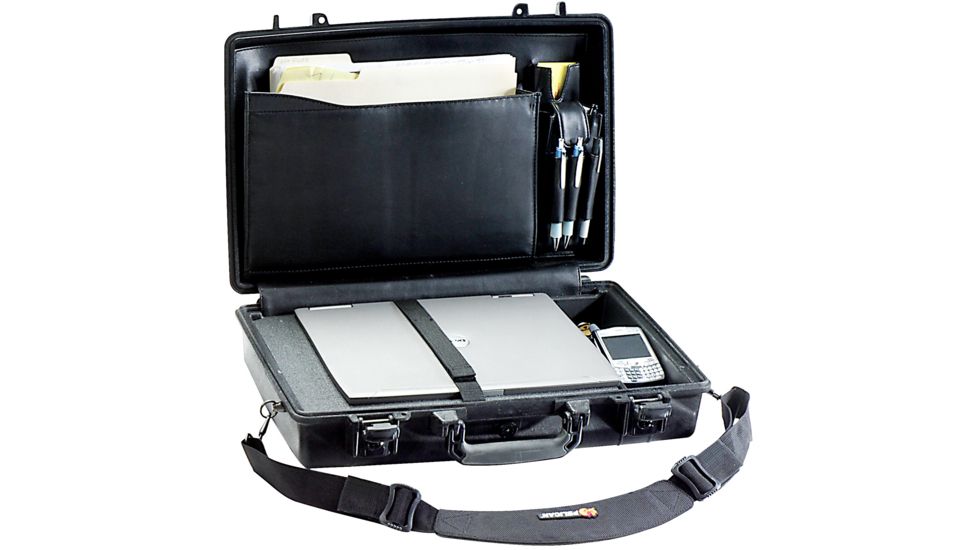 Pelican 1490CC1 Laptop Computer Waterproof Crushproof Case, Black 1490-003-110