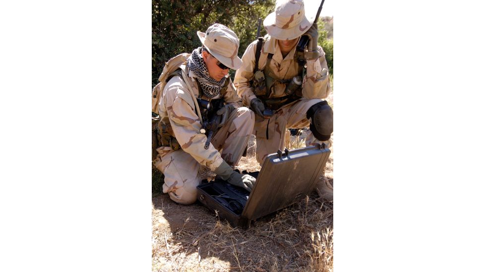 Pelican 1490CC1 Laptop Computer Waterproof Crushproof Case, Black 1490-003-110