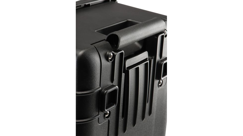 Pelican 1535 Air Protector Case, No Foam, Black 015350-0011-110