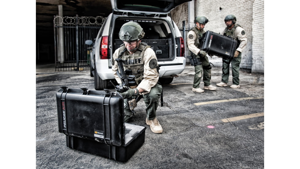 Pelican 1555 Air Protector Case w/Foam, Black 015550-0000-110