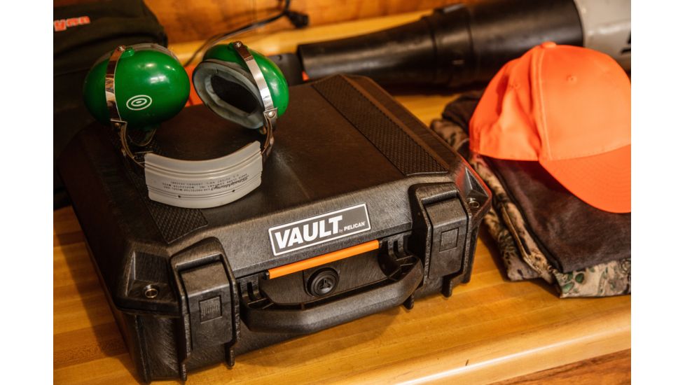 Pelican VAULT V100 Case, Small Pistol, 11x8x4.5 inch Internal Dimension, 12.28x12.03x5.16 inch External Dimension, Black, VCV100-0000-BLK