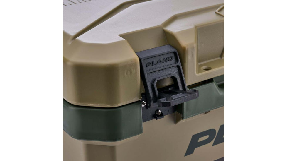Plano Frost Cooler w/Display, 32qt, Inland Green, 32 quart, PLAC32IGD