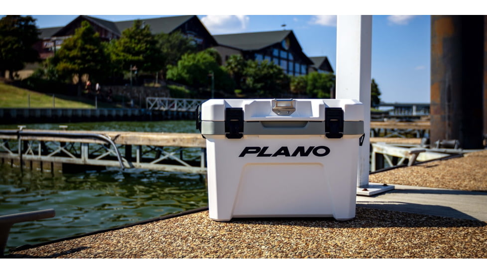 Plano Frost Cooler, 21Qt, Small, PLAC2100