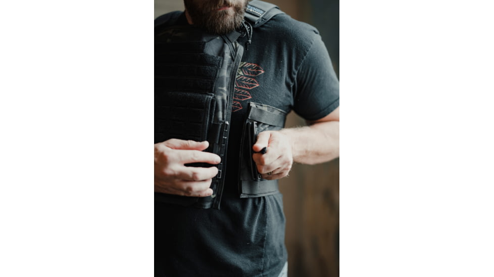 Premier Body Armor Core Mission Plate Carrier, Universal Fit, MultiCam Black, 10x12 inch, CMPC-MCB-DLR