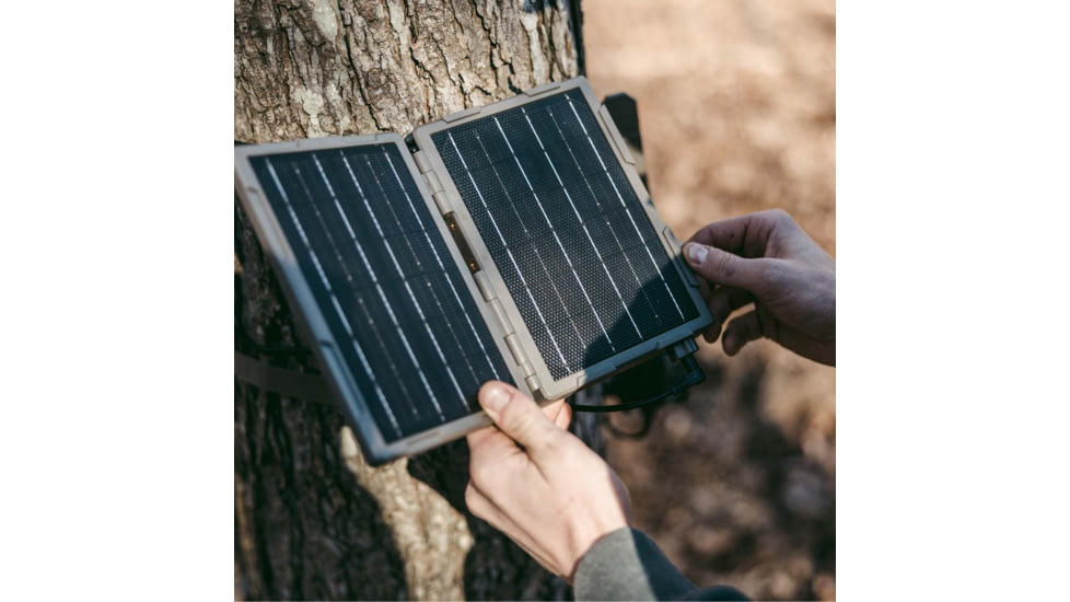 Reveal by Tactacam Folding Solar Panel, Black, RV-SP-V02