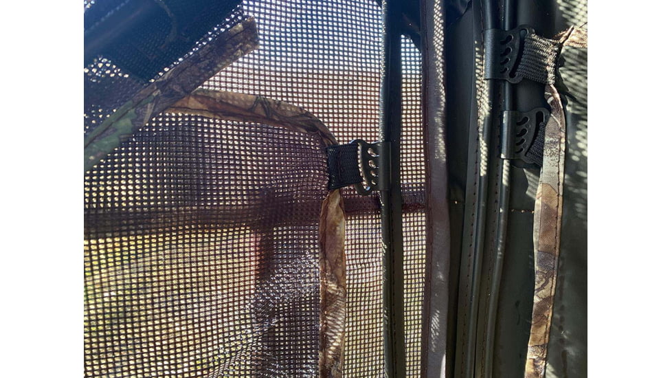 Rhino Blinds Ground Blind R180 W/see Through Mesh 75x75x66 Rtedg, R180RTE