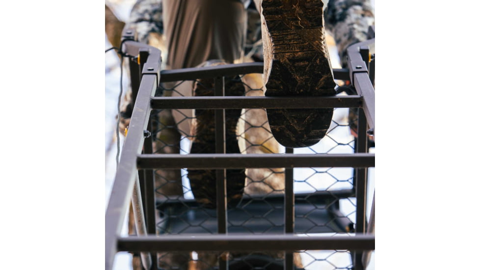 Rivers Edge Treestands Bowman Ladder Stand, RE663