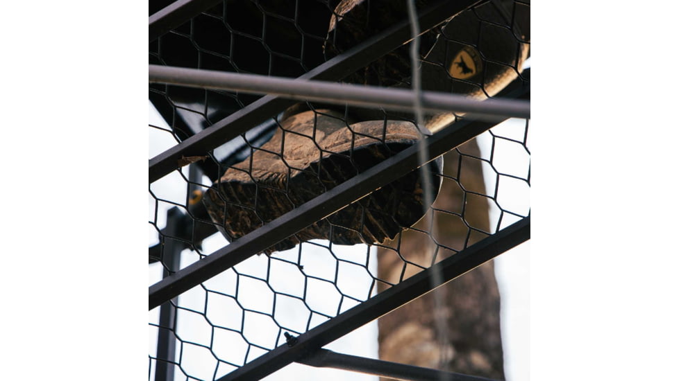 Rivers Edge Treestands Bowman Ladder Stand, RE663