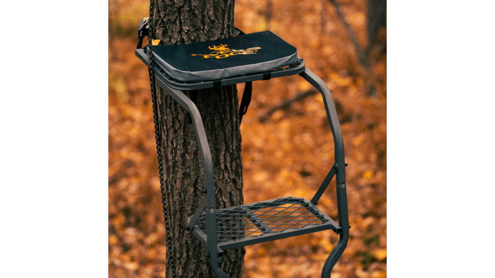 Rivers Edge Treestands Classic Ladder Stand, Black RE646