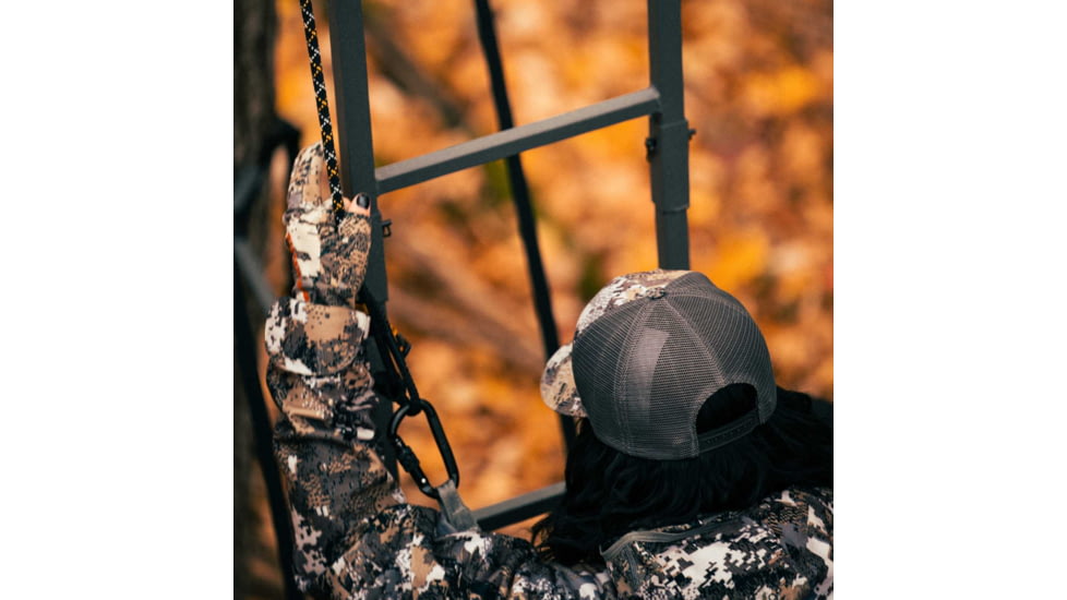 Rivers Edge Treestands Classic Ladder Stand, Black RE646