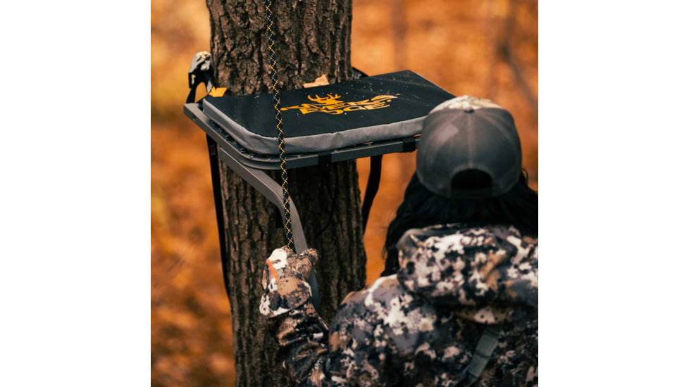 Rivers Edge Treestands Classic Ladder Stand, Black RE646
