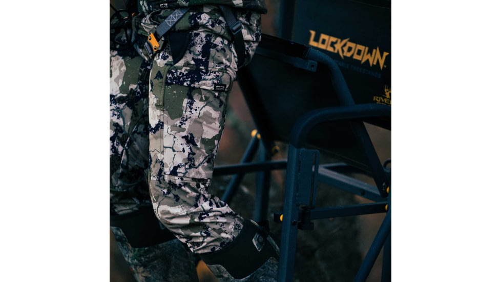 Rivers Edge Treestands Lockdown Wide 1-Man Treestand, Black, 811603010170