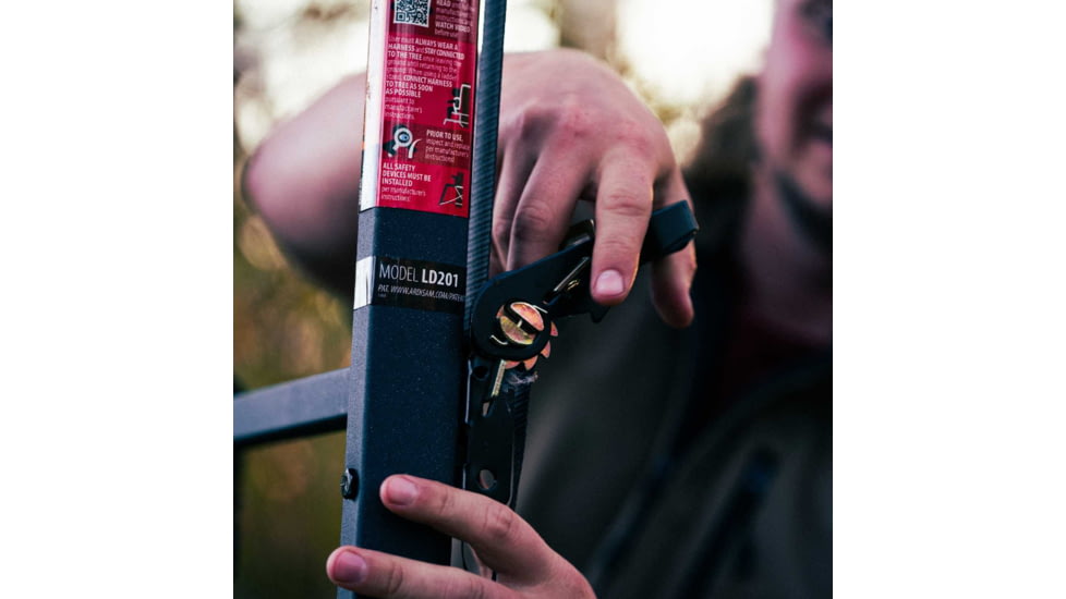 Rivers Edge Treestands Lockdown Wide 1-Man Treestand, Black, 811603010170