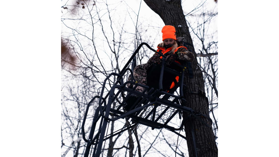 Rivers Edge Treestands Lockdown 21ft Wide 1-Man Treestand, Black, 811603010163