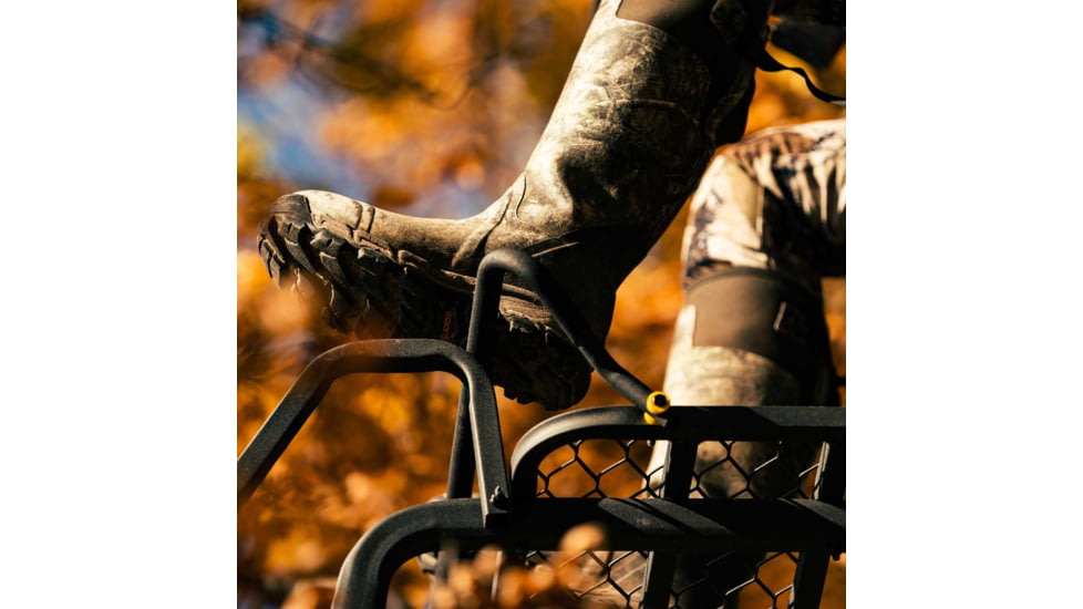 Rivers Edge Treestands Lockdown 21ft Wide 1-Man Treestand, Black, 811603010163