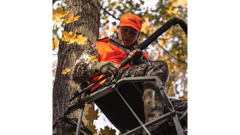 Rivers Edge Treestands Retreat - LS Treestand, Black, 17ft 11in, RE670