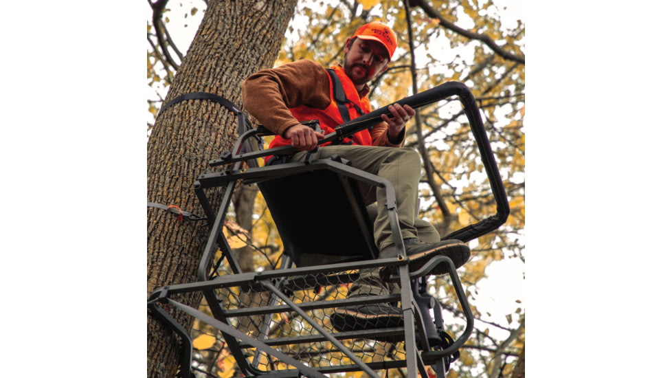 Rivers Edge Treestands Uppercut - LS Treestand, Black, 22' 3&quot;, RE671