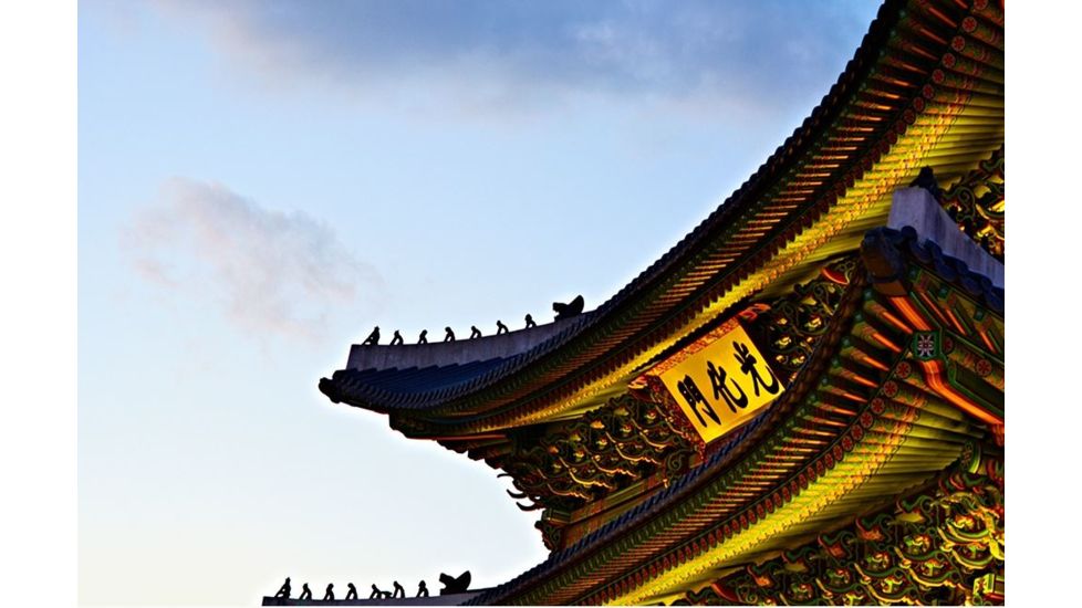 Rokinon 135mm F2.0 Telephoto Camera Lens for Samsung NX, Black 135M-NX