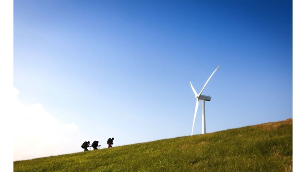 Rokinon DS 14mm T3.1 Cine Camera Lens for Canon EF, Black DS14M-C