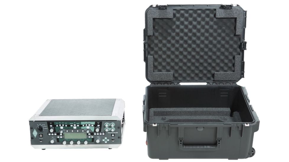 SKB Cases iSeries Case with Removeable 3U Rack Cage, TSA Locking Latches, Wheels, Black 3I-2217M103U