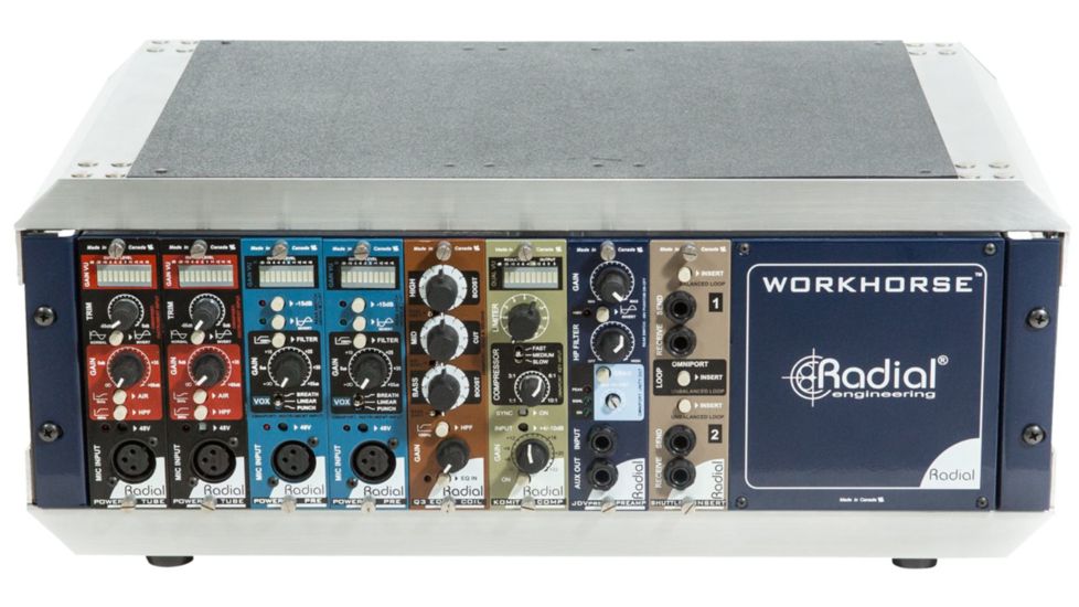 SKB Cases iSeries Case with Removeable 3U Rack Cage, TSA Locking Latches, Wheels, Black 3I-2217M103U