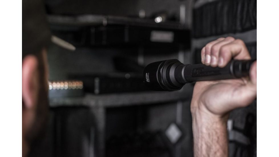 Smith &amp; Wesson Delta Force FS-10 LED Flashlight, 2100 Lumens, 4X CR123, Black 110046