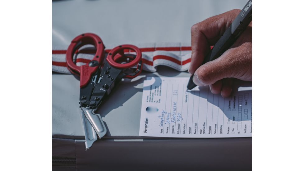 SOG Specialty Knives &amp; Tools Parashears - 23-125-02-43