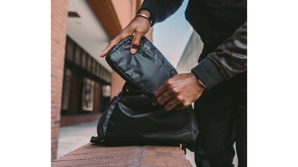 SOG Specialty Knives &amp; Tools Surrept/02 Cs Organizer - Charcoal - 85-71-01-31