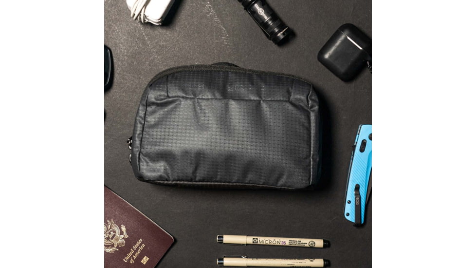 SOG Specialty Knives &amp; Tools Surrept/02 Cs Organizer - Charcoal - 85-71-01-31