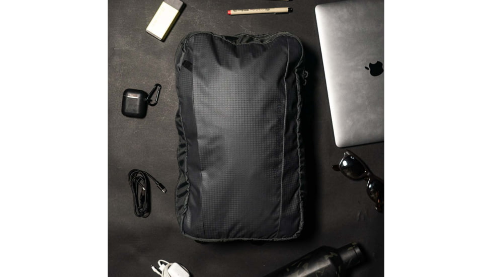 SOG Specialty Knives &amp; Tools Surrept/12 Cs - Reversible Carry System - Charcoal - 85-71-03-31