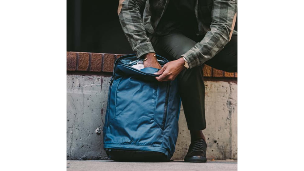 SOG Specialty Knives &amp; Tools Surrept/36 Cs Travel Pack - Steel Blue - 89-71-06-31