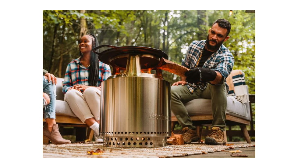 Solo Stove Bonfire Cast Iron Grill Top and Hub, Stainless Steel, Cast Iron Black, Medium, SSBON-COOKING-BUNDLE