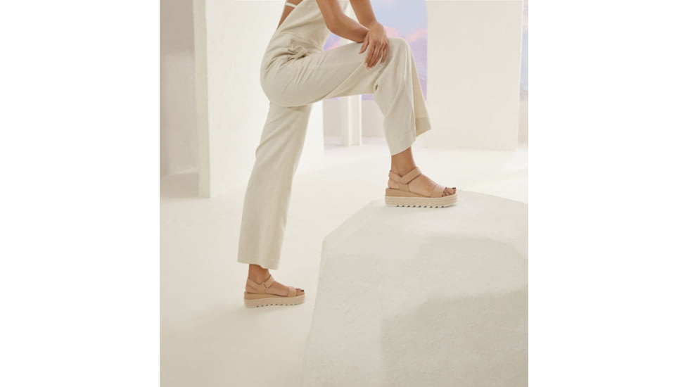 Sorel Cameron Flatform Leather Sandals - Womens, Honest Beige, 10 US, 1943611-246-10