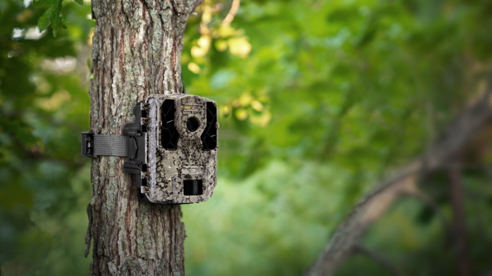 Spypoint Ultra Compact 12 MP 42 LEDs Trail Camera, Camo, FORCE-DARK