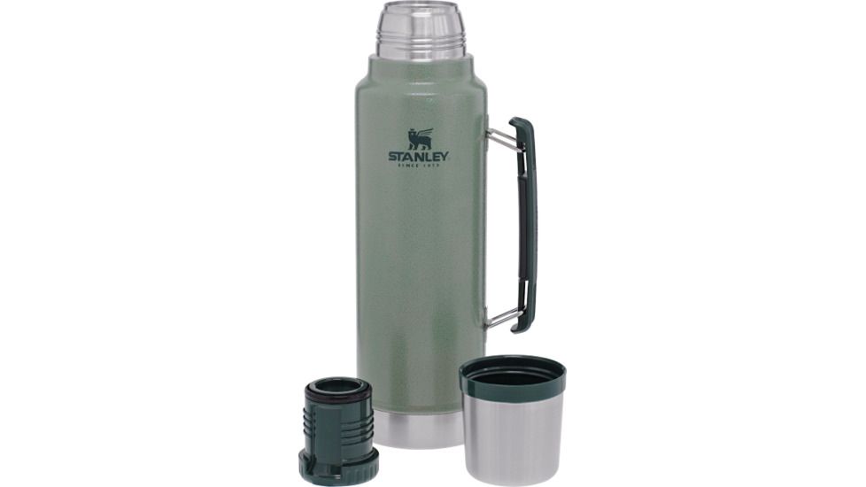 Stanley Classic Legendary Bottle, Hammertone Green, 1.5 Qt, 10-07933-001